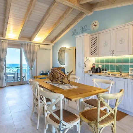 Blue Moon Tatil Evi *